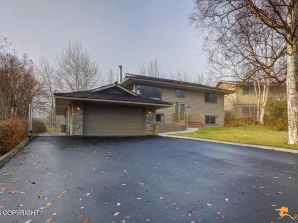 6608 Chevigny St, Anchorage, AK 99502