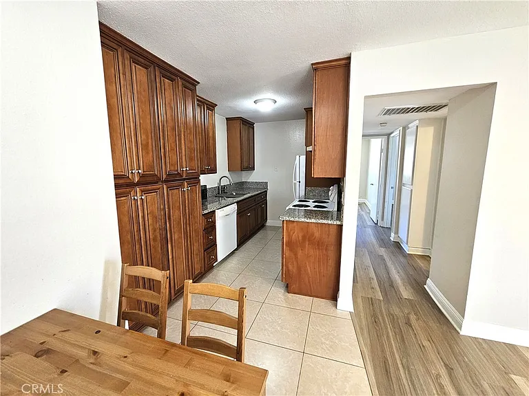 10974 Rincon St — Photo 7