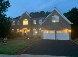 17535 Wayside Dr, Dumfries, VA 22026