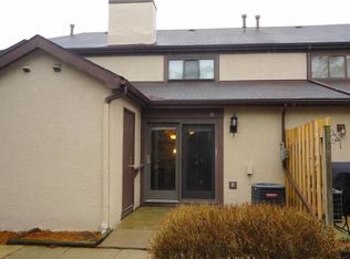 19 Hedgerow Ln, Delaware, OH 43015