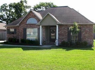 16294 Megan Ln, Prairieville, LA 70769
