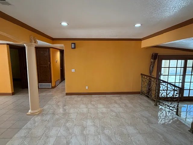 16040 Red Coach Ln — Photo 14