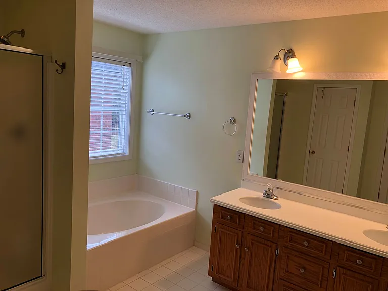 8727 Evangeline Dr — Photo 21