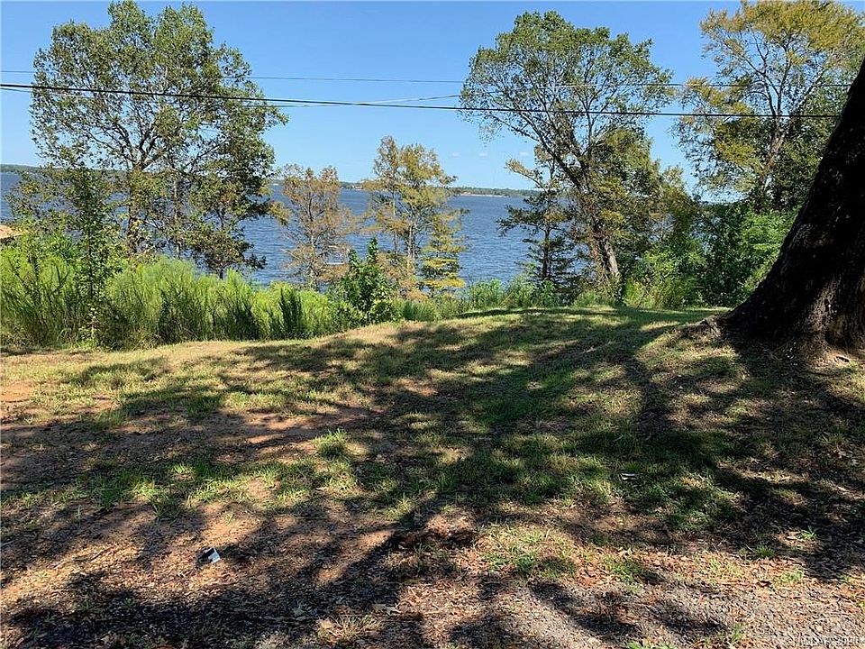 2nd image of 6036 S Lakeshore Dr