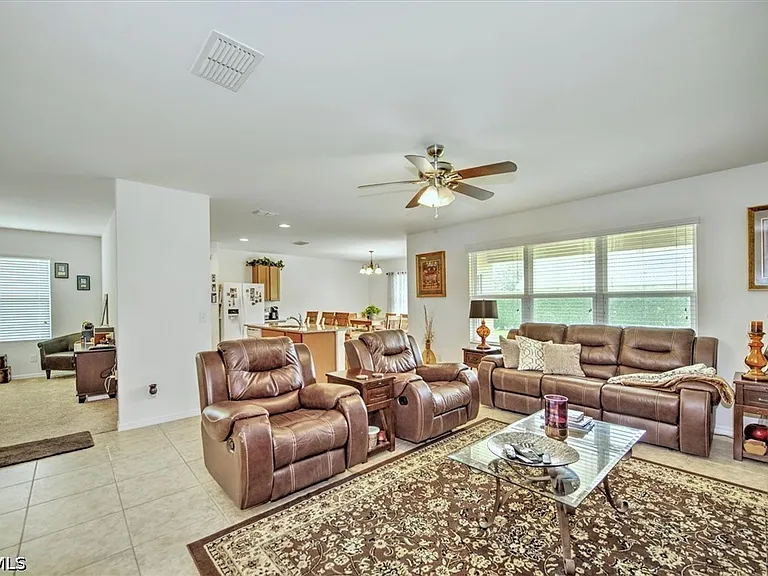 3200 Birch Tree Ln — Photo 9