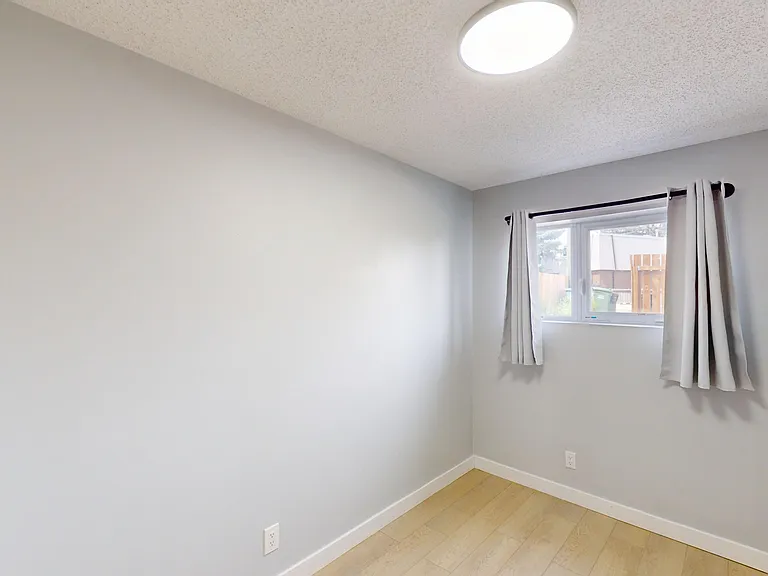 2 Sabrina Rd SW — Photo 11