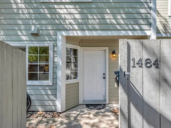 1484 Townview Avenue, Santa Rosa, CA 95405