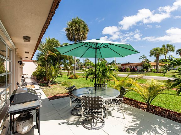 3rd image of 5775 Fernley Drive W Apt 112