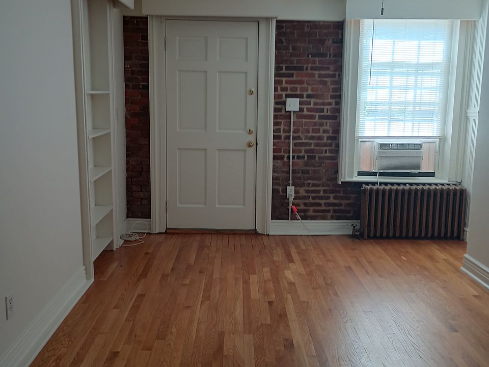 east facing rear room