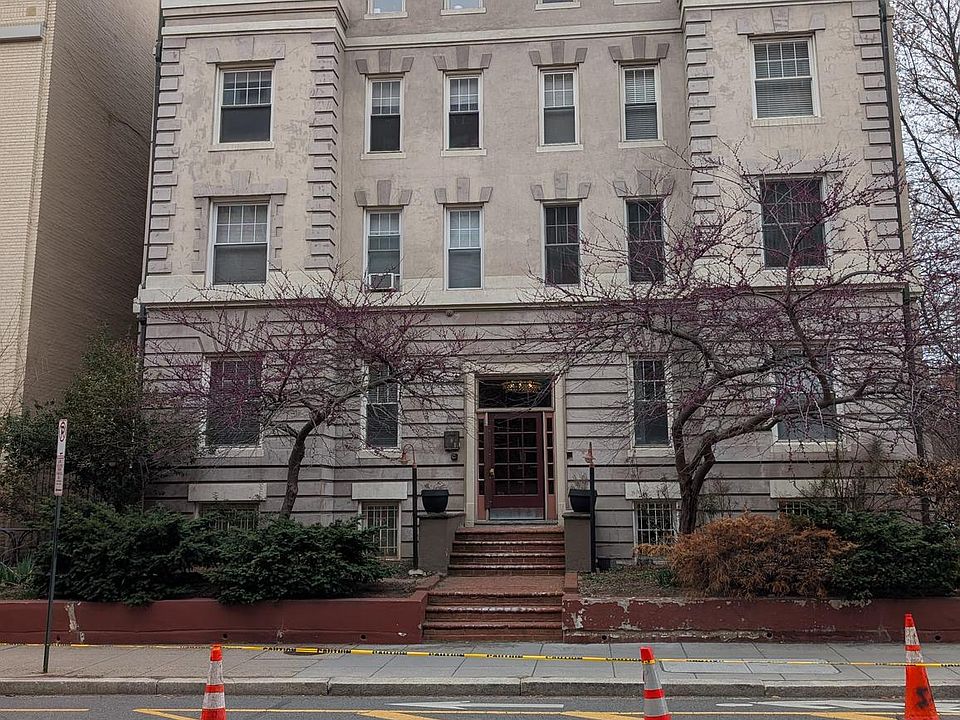 1st image of 1332 15th St NW APT B2