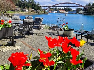 106 Chinook Pl, La Conner, WA 98257