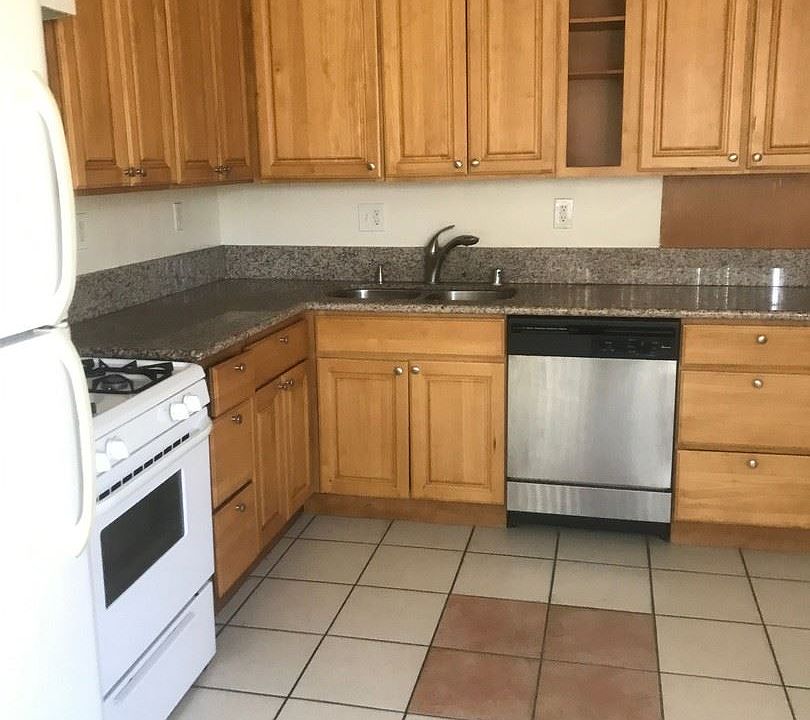 1st image of 1537 Franklin St