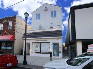 33 Ridge Rd, North Arlington, NJ 07031