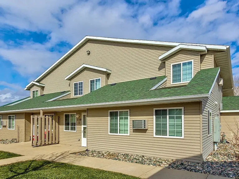 Fargo, ND Foxtail Townhomes | Exterior