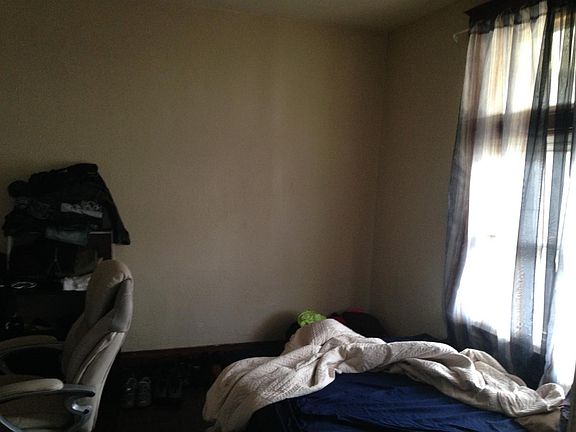 5th image of 3012 Glenway Ave
