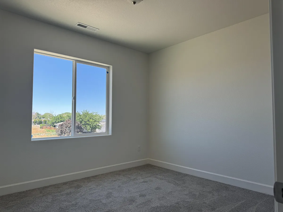 Building Photo - 900 Agate Way