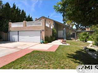 8475 Melba Ave, Canoga Park, CA 91304
