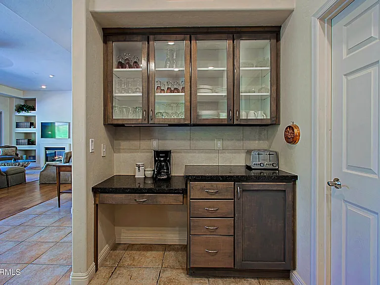 34061 N 67th St — Photo 24