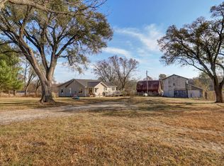 124 Center Point Rd, Elkland, MO 65644