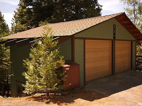 2 Car Garage