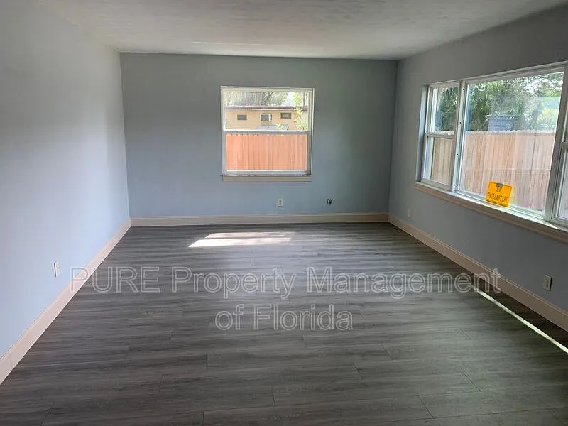 3 bed, 1.5 bath, 1333 sqft, $1,225 — Photo 4