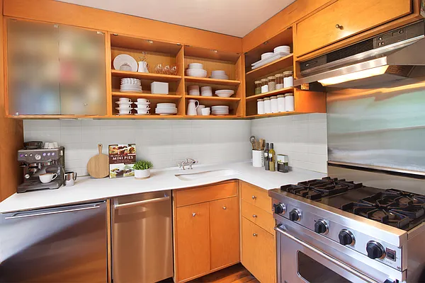Sold by Corcoran | media 7