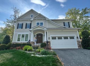 605 Meadow Ln SW, Vienna, VA 22180