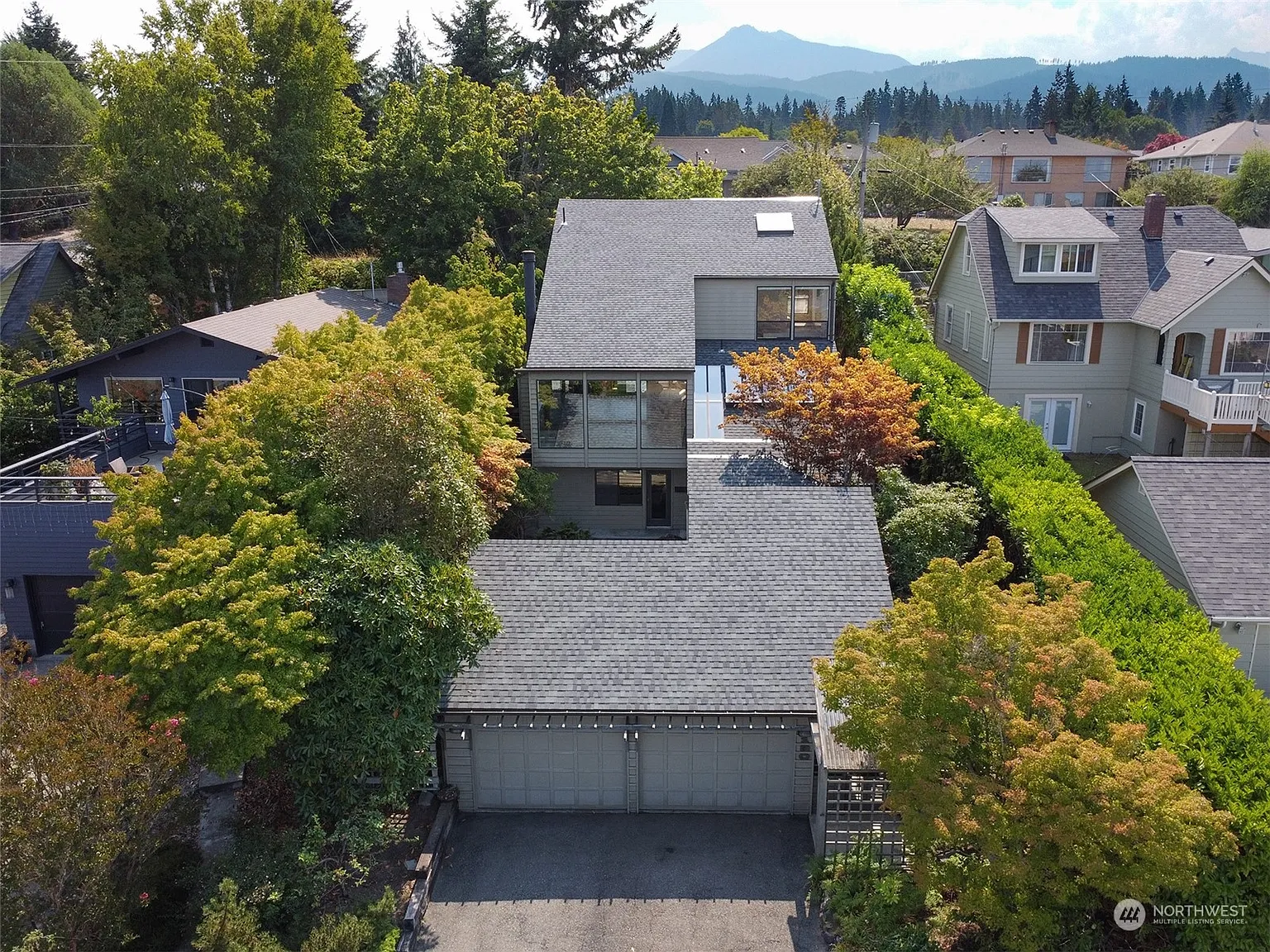 130 E Lopez Avenue photo 1