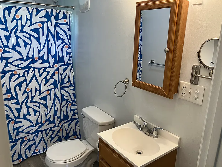 542 Warren Rd #4 — Photo 7