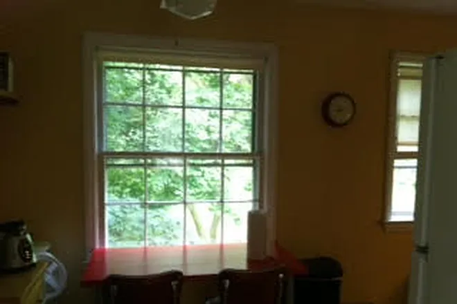 248 Fisher Pl #2 — Photo 5