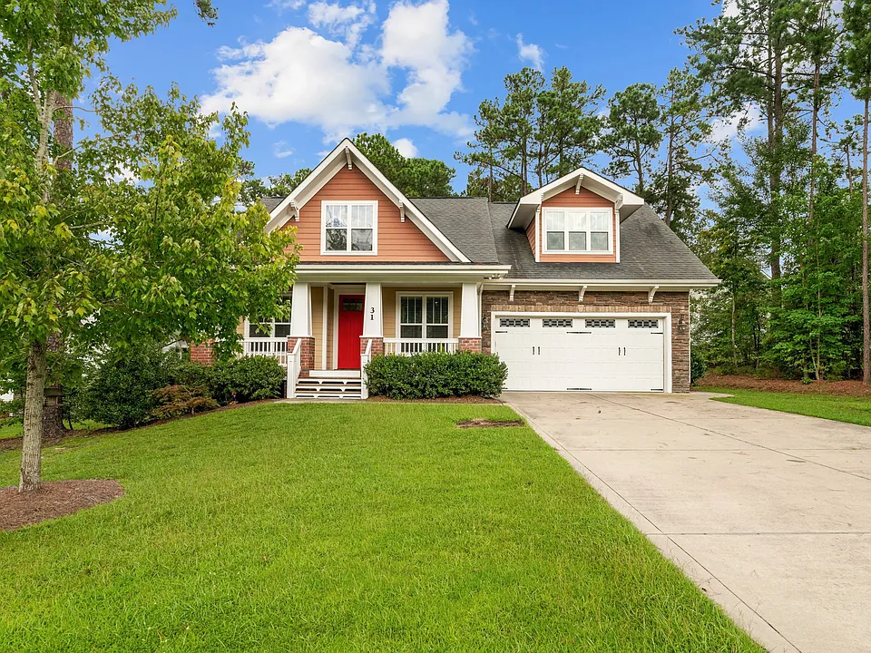 31 Spring Pond Ln
