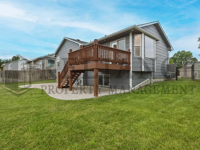 1726 N Black Oak Ct — Photo 6