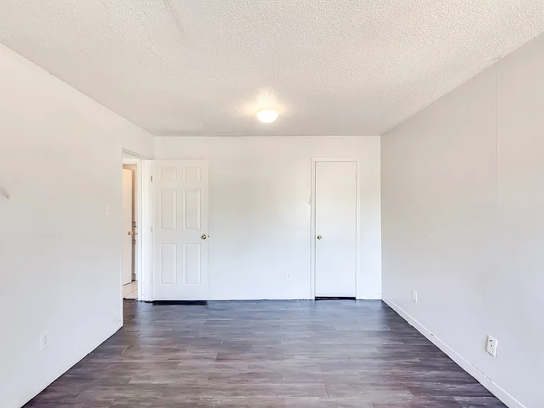 2215 Mission Hill Cir #103 — Photo 11