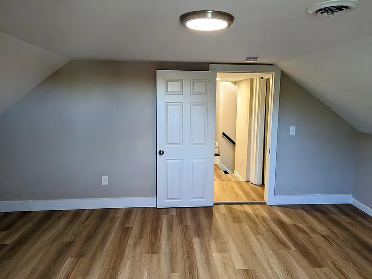 47 Exeter Rd #B — Photo 34