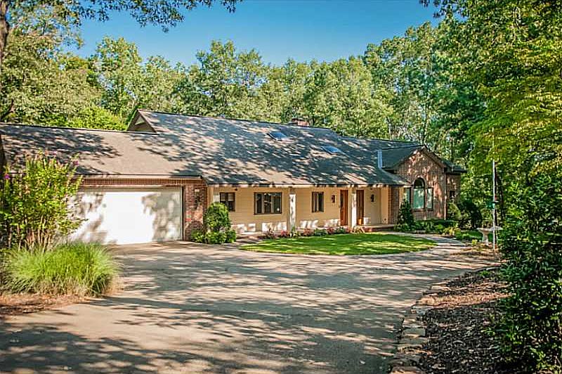 1st image of 1411 Woodland Dr