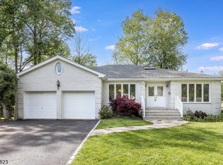 17 Evergreen Rd, West Caldwell, NJ 07006