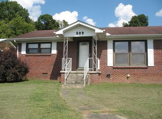 509 S McCrary St, Woodbury, TN 37190