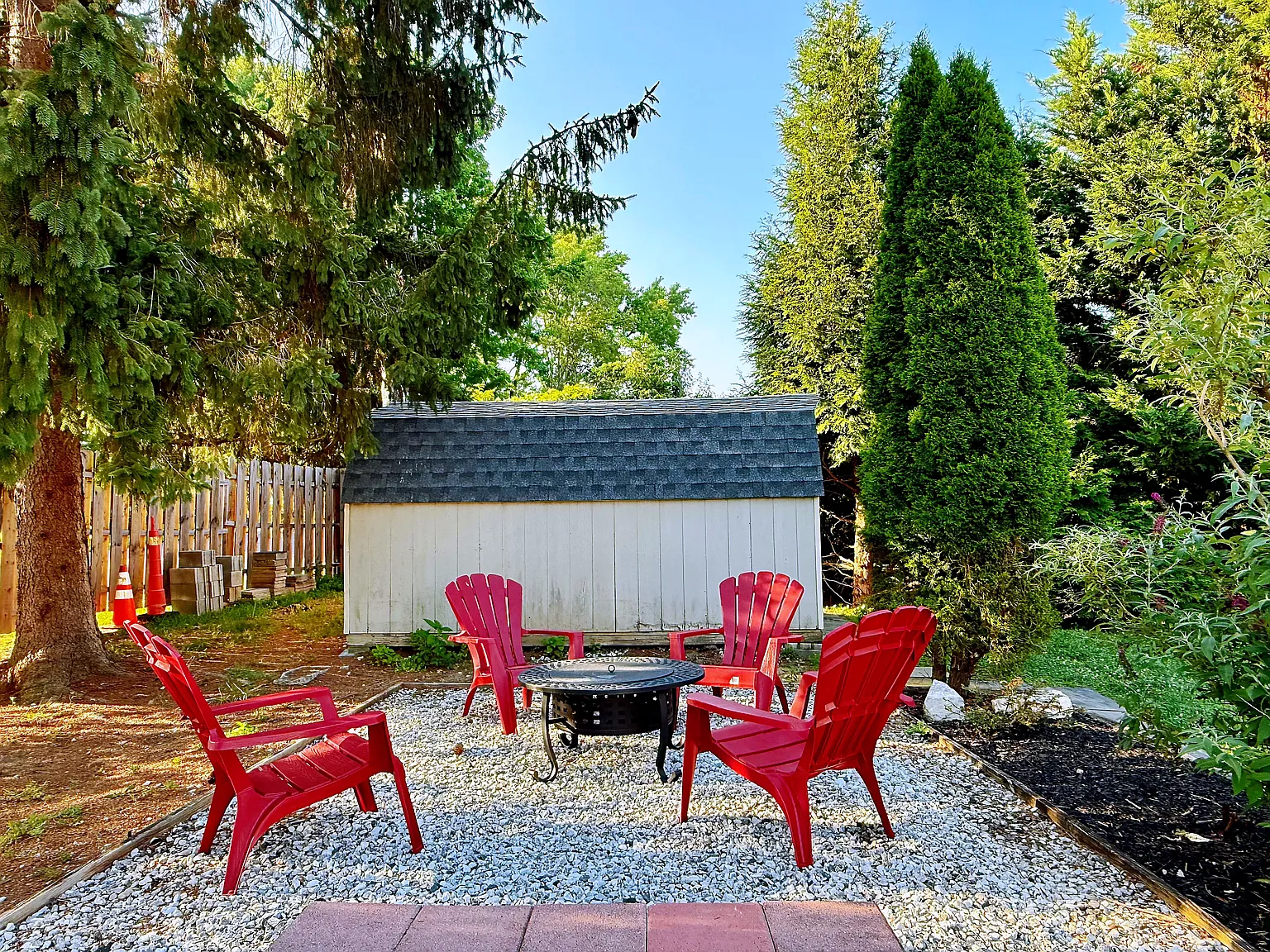 4 bed, 1708 sqft, $2,800 — Photo 2
