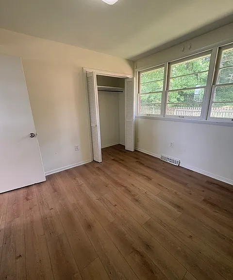2406 Browns Mill Rd — Photo 12