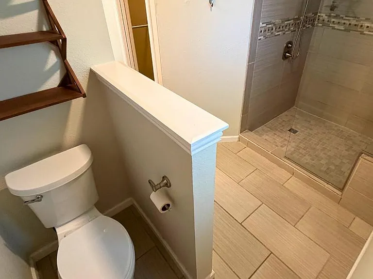 11207 Terrace Bluff Dr — Photo 24