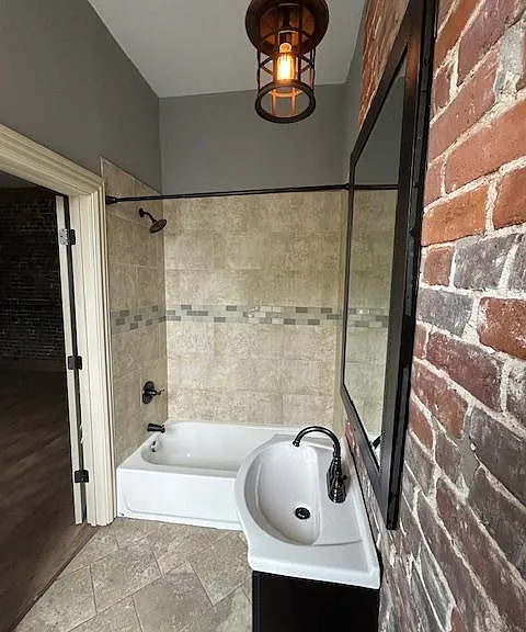 441 N Upper St #4 — Photo 5