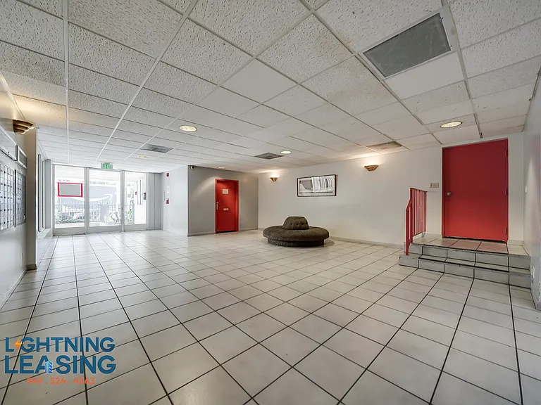Renaissance suites — Photo 16