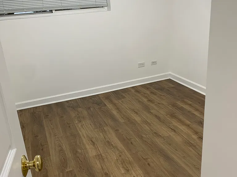 5120 Greenwood St — Photo 6