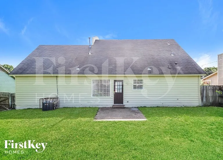 1579 Belle Trees Dr — Photo 15