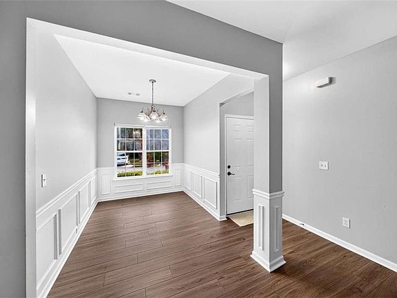 4th image of 4852 Tangerine Cir