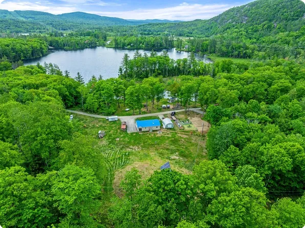 491 Pond Circle, Haverhill, NH 03774