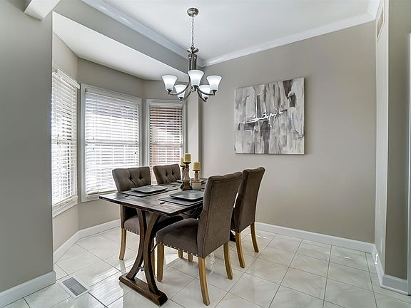 4th image of 2742 Mansion Pl