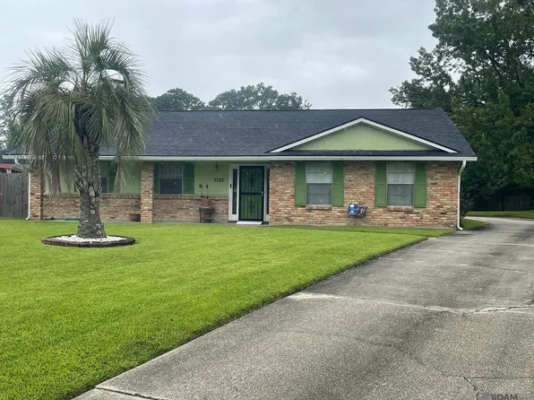 3795 Cathedral Dr, Baton Rouge, LA 70805