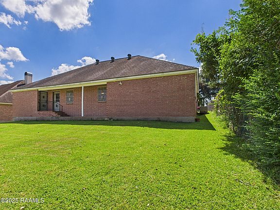 4th image of 113 Kingswood Dr