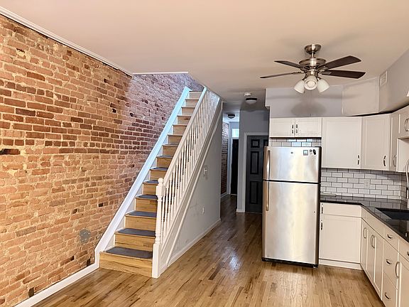 2nd image of 307 W 27th St